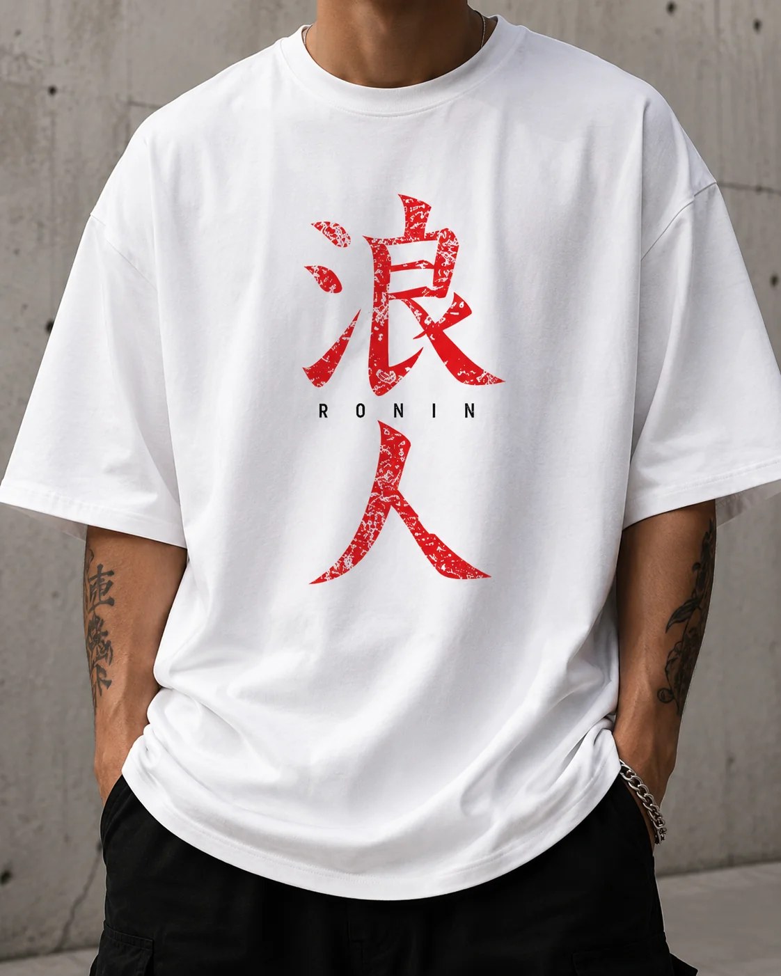 تيشيرت أوفر سايز بطبعة Ronin Kanji أمامية ستايل ياباني جريء بإطلالة ستريت وير عصرية