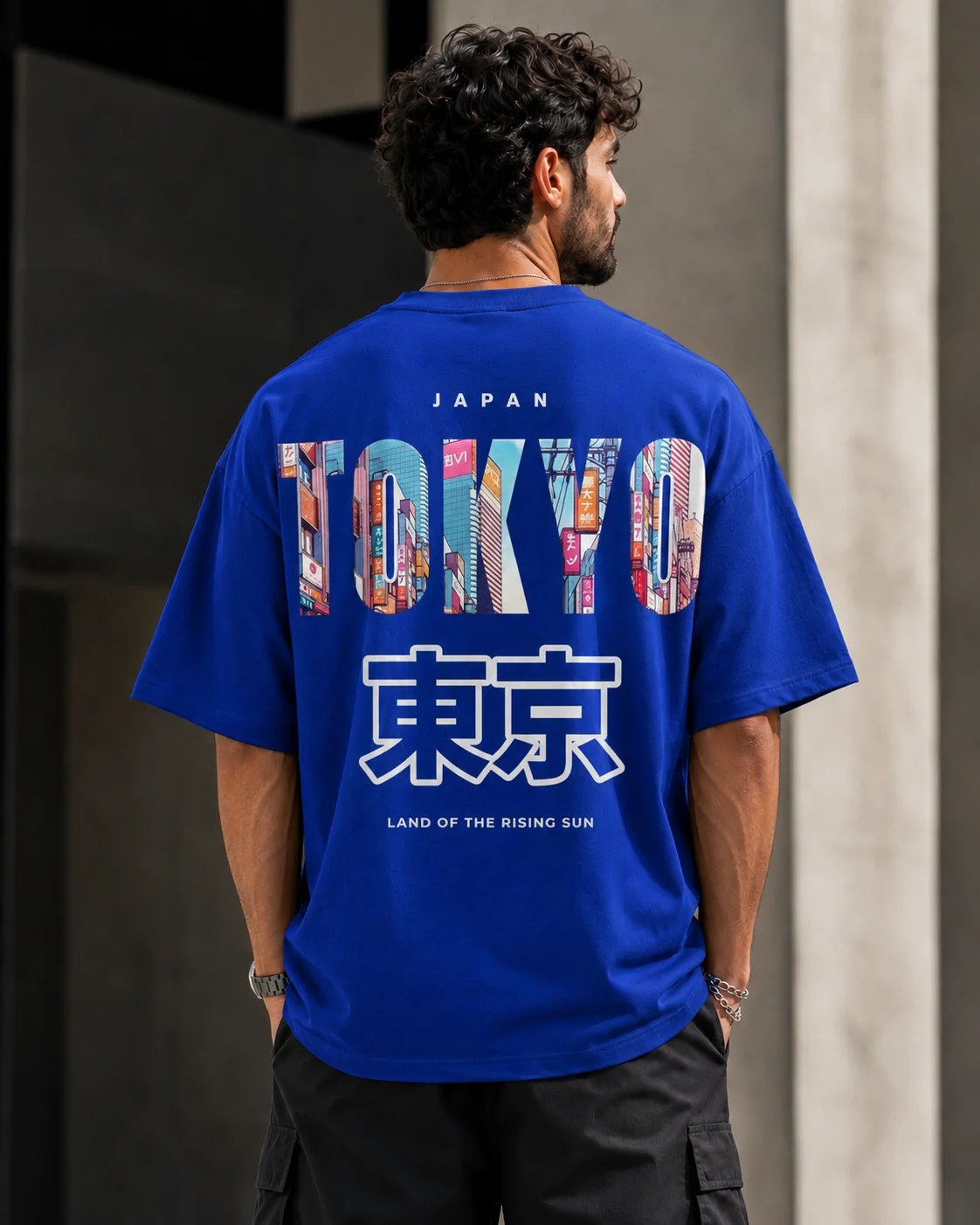 تيشيرت أوفر سايز قطن 100% بطبعة Tokyo Urban خلفية ستايل حضري بإطلالة عصرية وملفتة