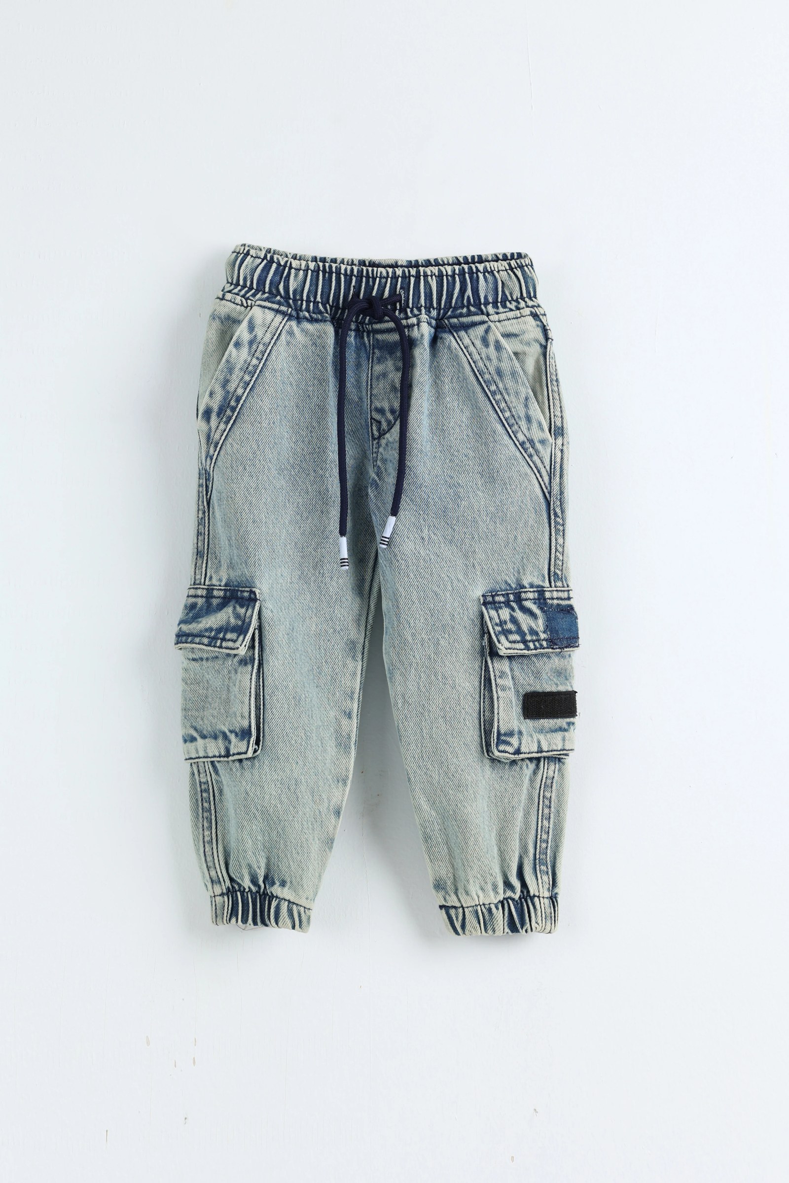 Cargo Fit Denim 1900721
