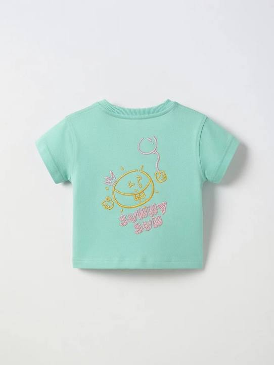 Over size t-shirt