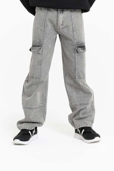 loose cargo jeans