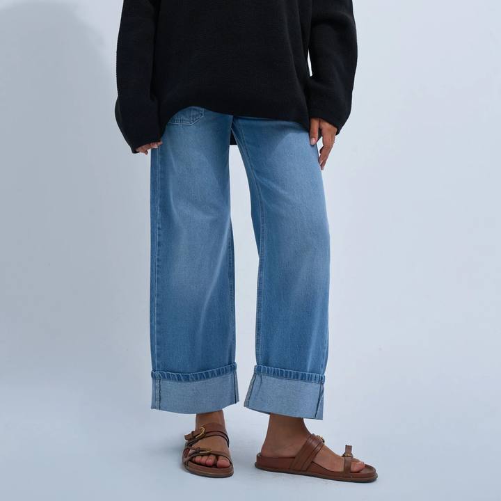 Light Blue Women's Jeans with Pockets