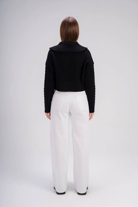 Wide, Modern White Gabardine Pants