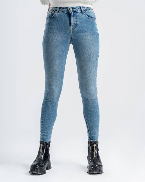 Women's Blue Skinny Fit Plain Skinny Jeans