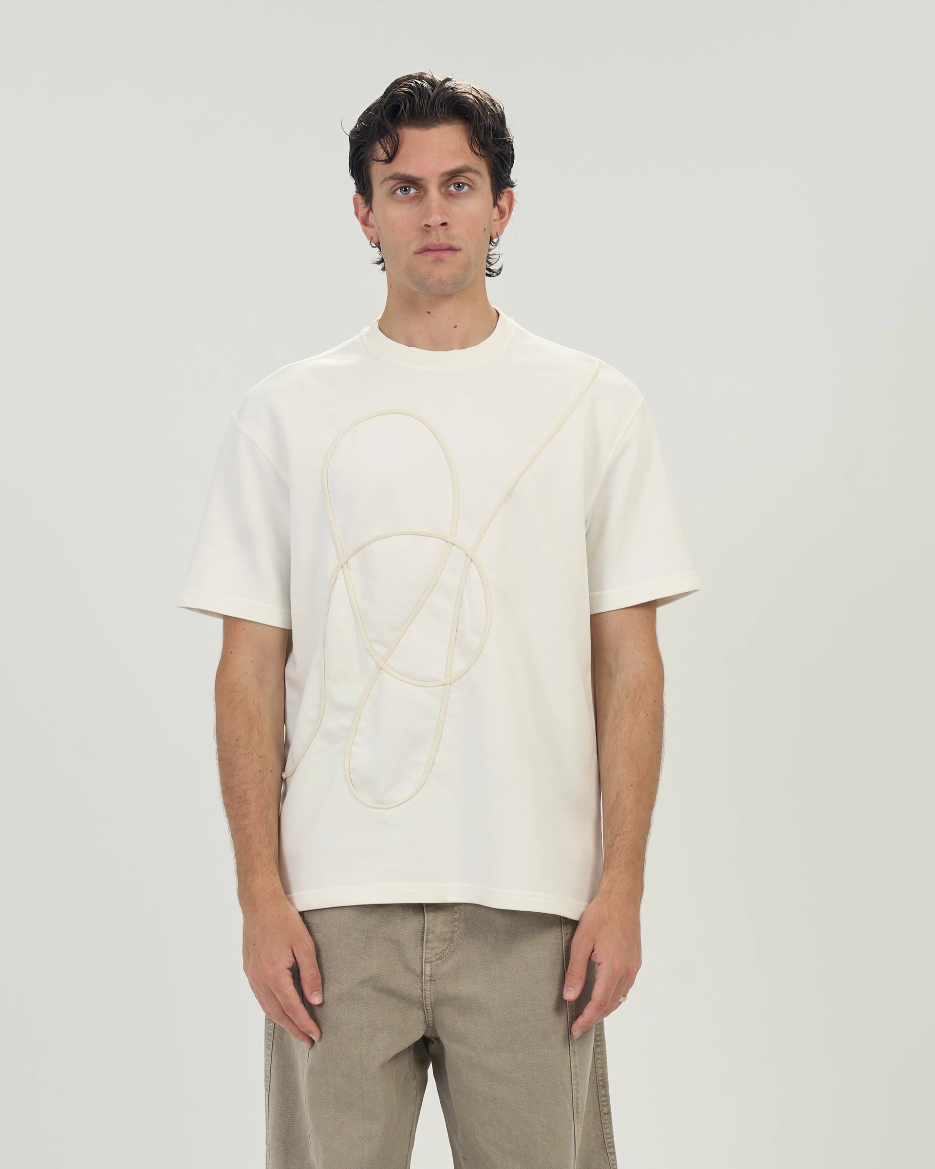 Embroidered T-shirt in Off white