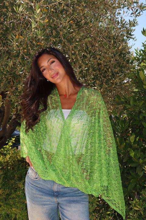 Green apple criss cross top