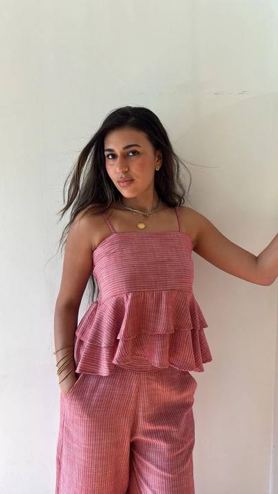 Mini strip linen top in red