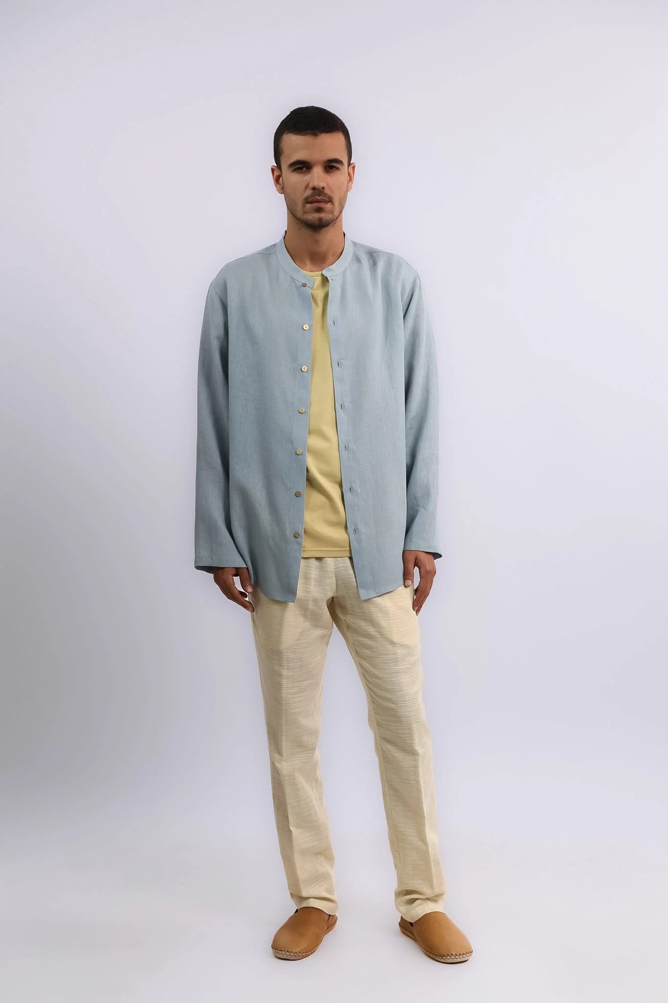 Essential linen shirt with stand collar