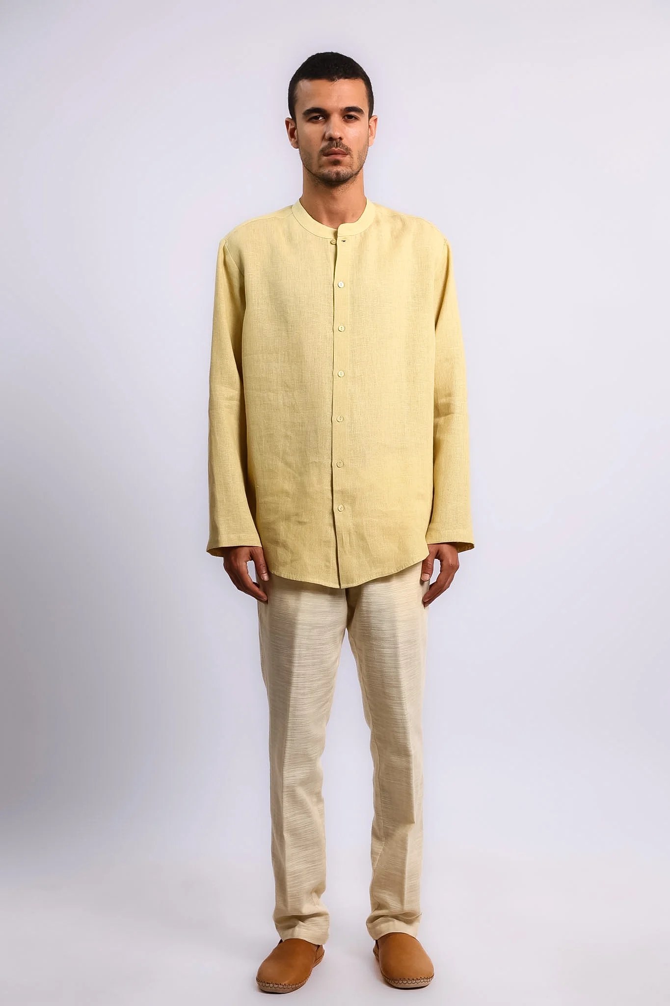 Essential linen shirt with stand collar