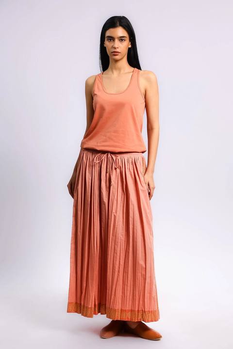 Wide skirt in Egyptian cotton voile with pockets