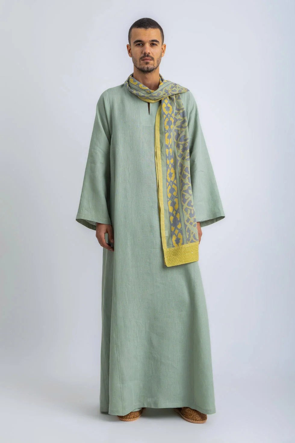 Linen jellabiya with side pockets