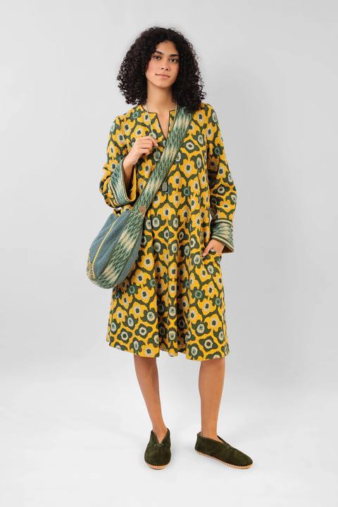 Short dress in printed quilted cotton blend with round neckline