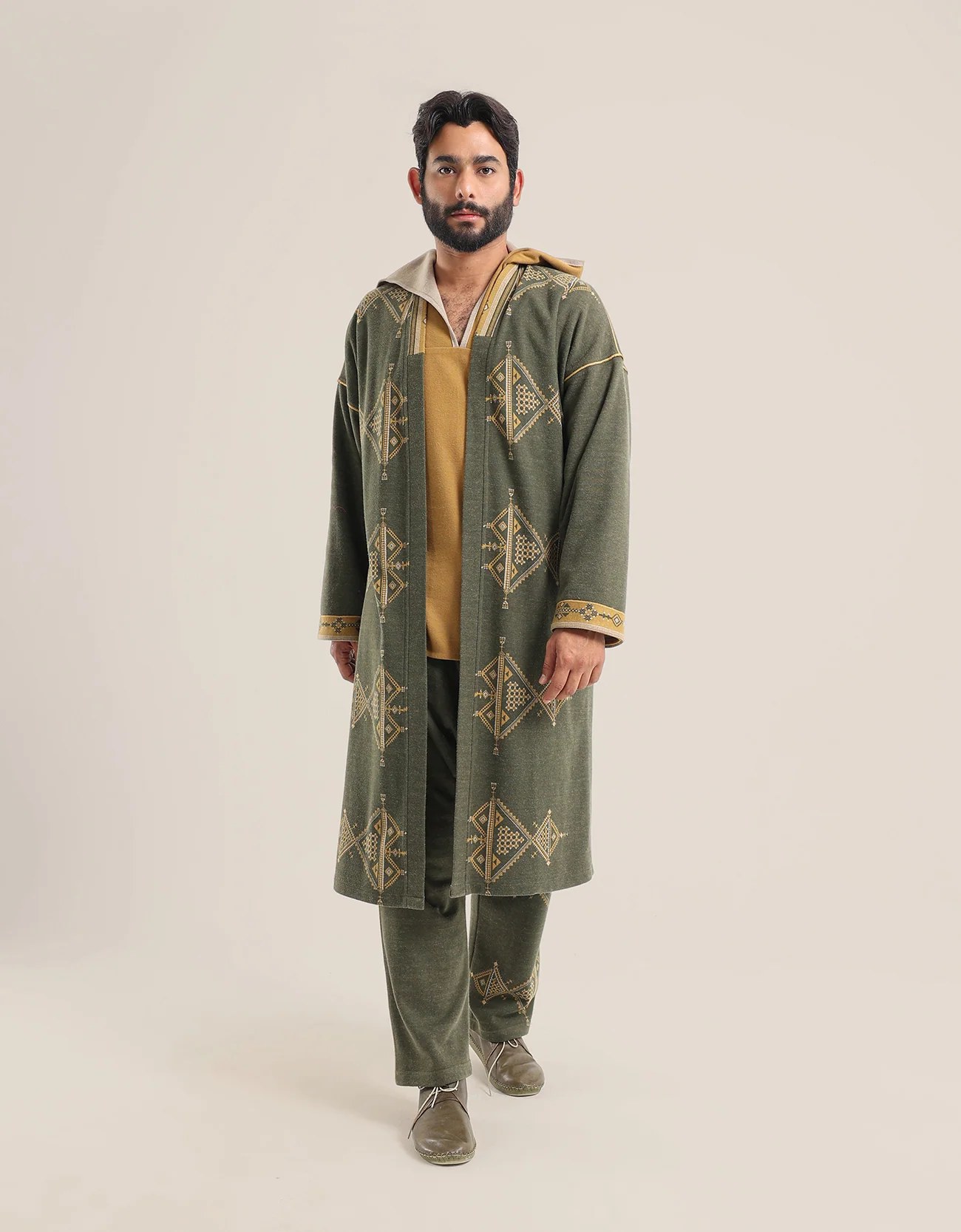 Harem pants with elastic on the waist and drawstring