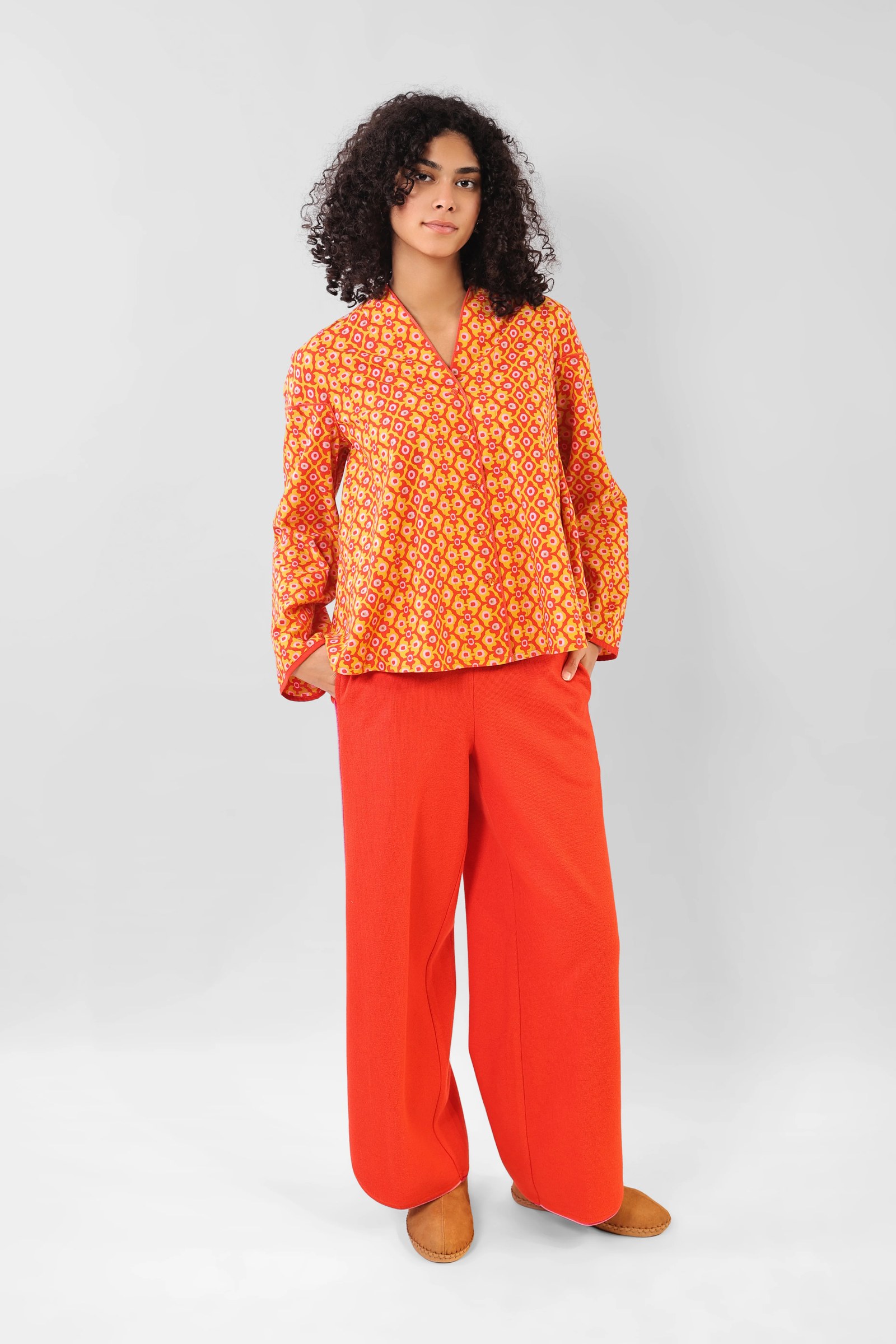 Shirt in printed cotton with button down