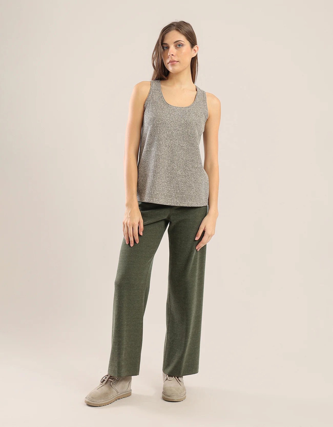 Tank top in ribbed tricot with round neckline and sleeveless