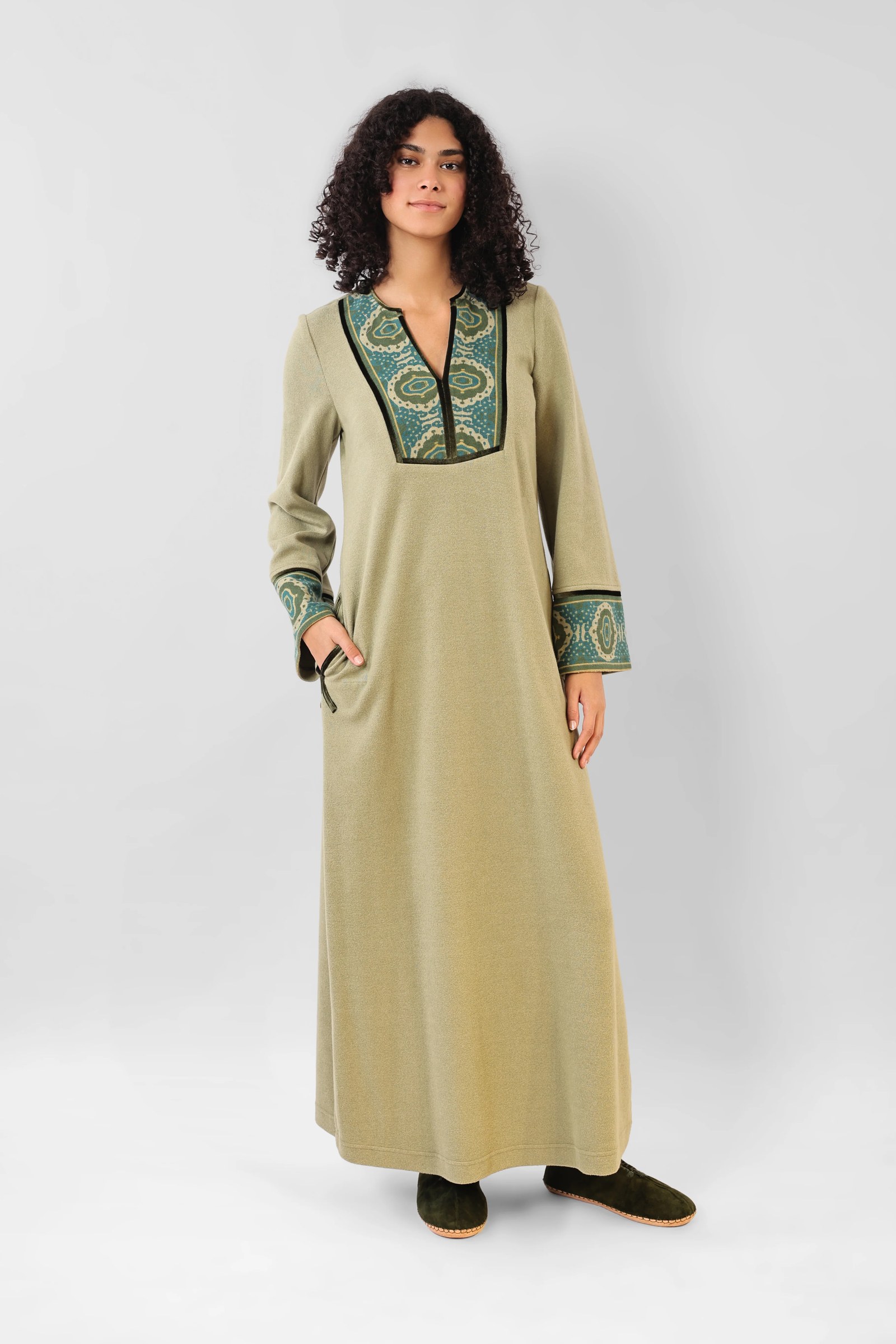 Long dress in cotton blend cashmere with side slits