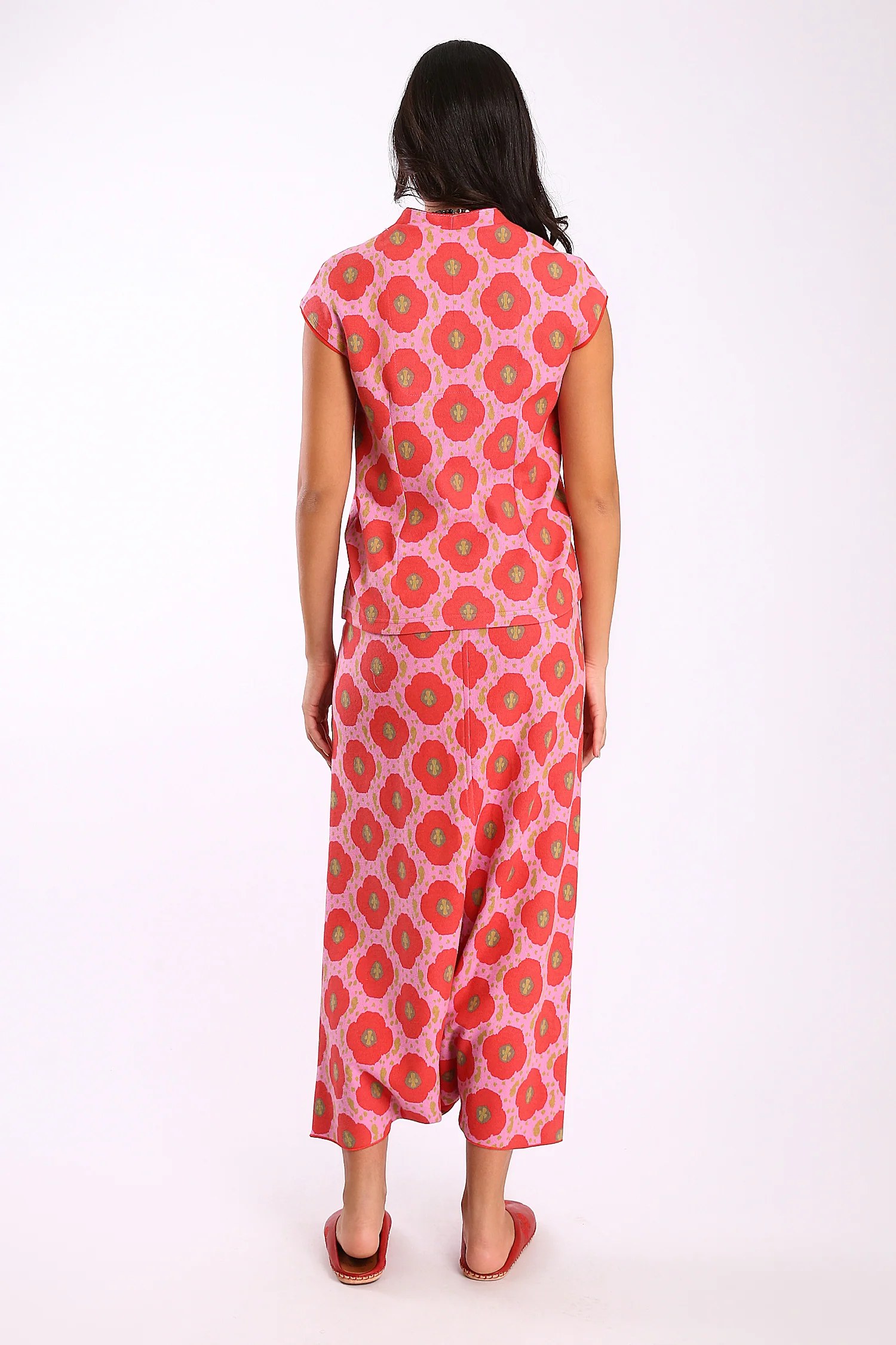 Harem pants with elastic waistband and draw string