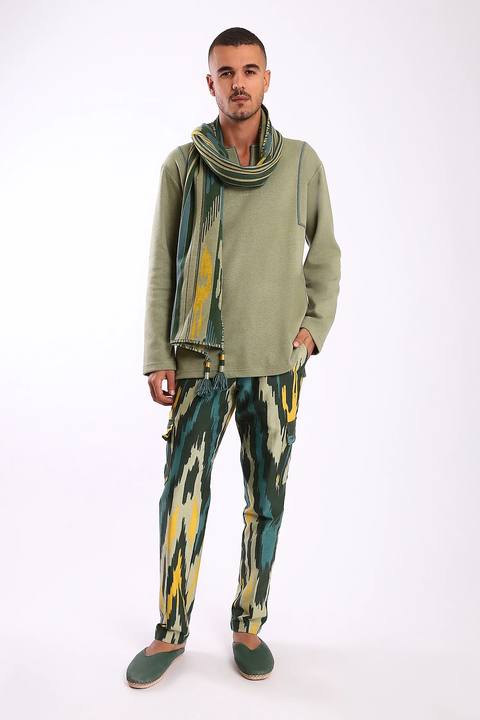 Straight leg pants in printed cotton gabardine with 2 flap pockets