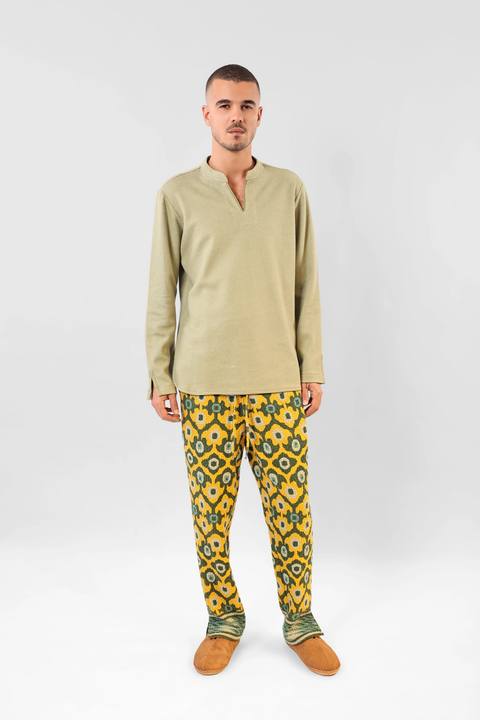 Straight leg pants in quilted printed cotton blend with elastic waist.