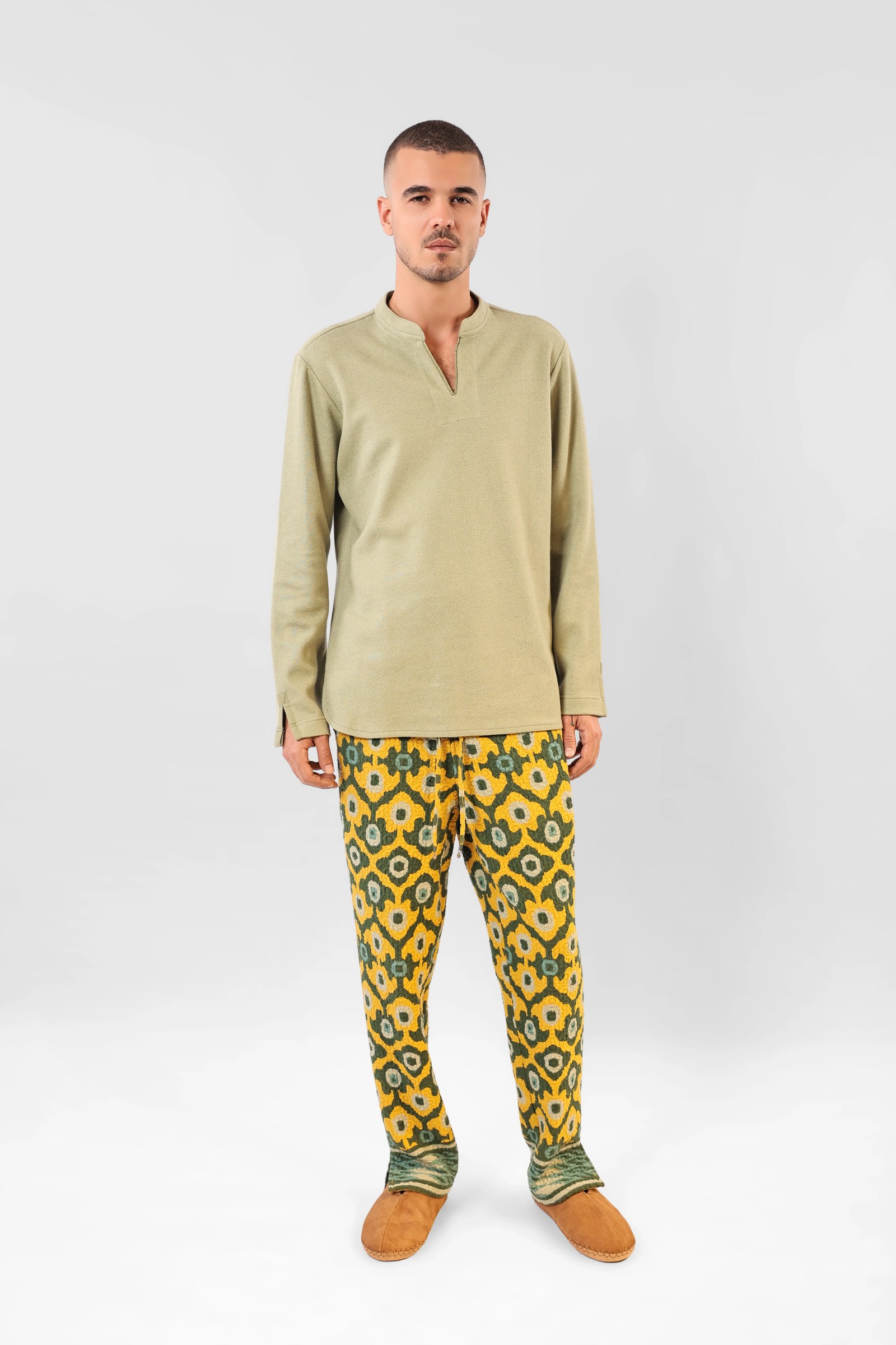 Straight leg pants in quilted printed cotton blend with elastic waist.