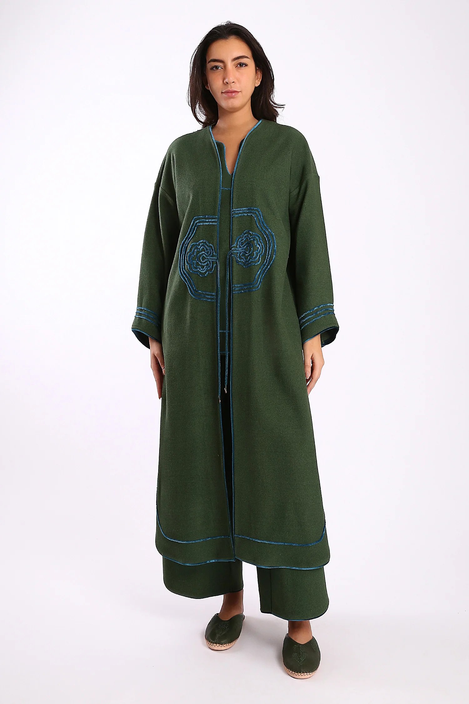 Embroidered long coat in cotton and viscose cashmere with pockets
