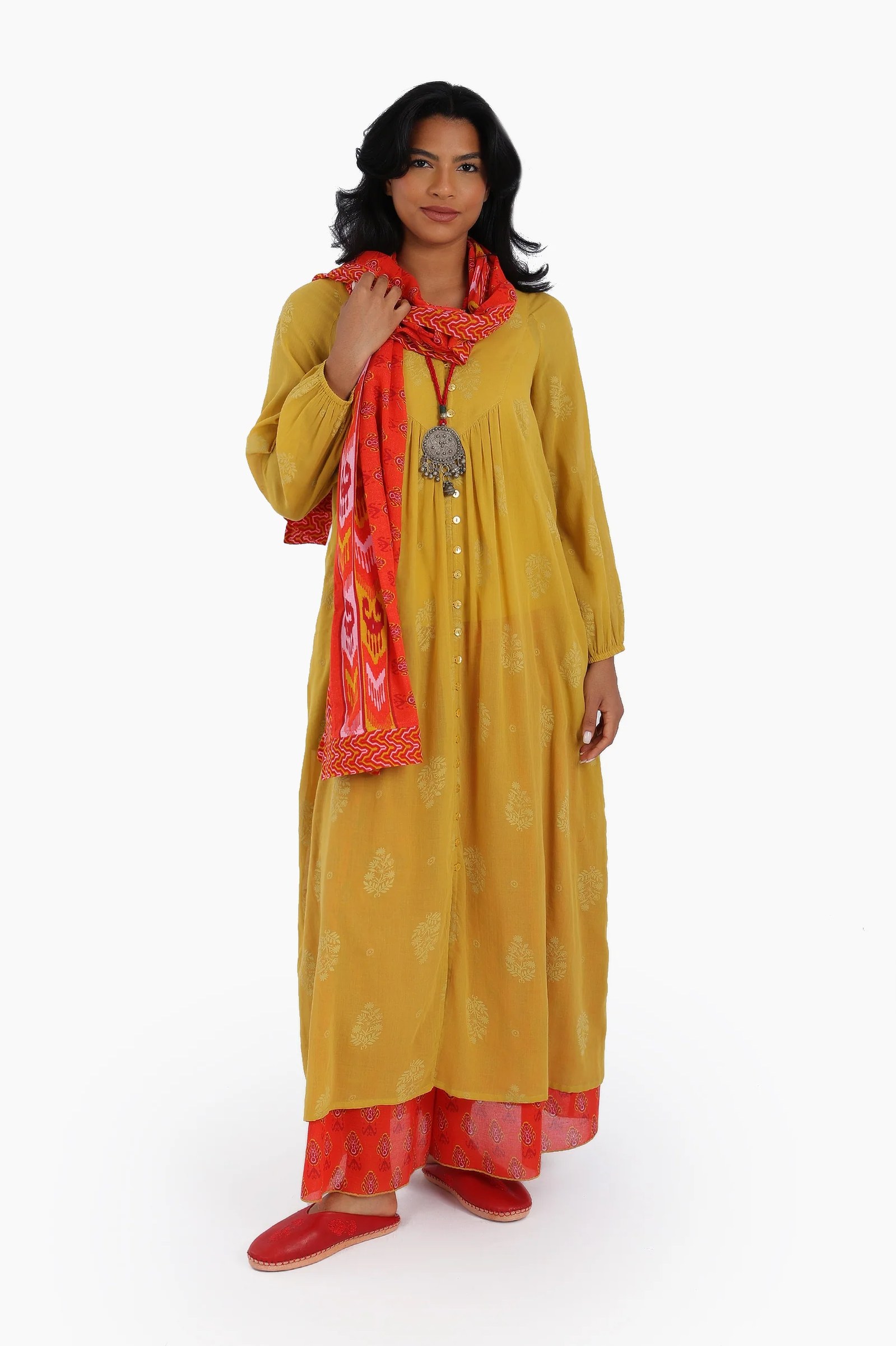 Long dress in printed cotton voile with pockets