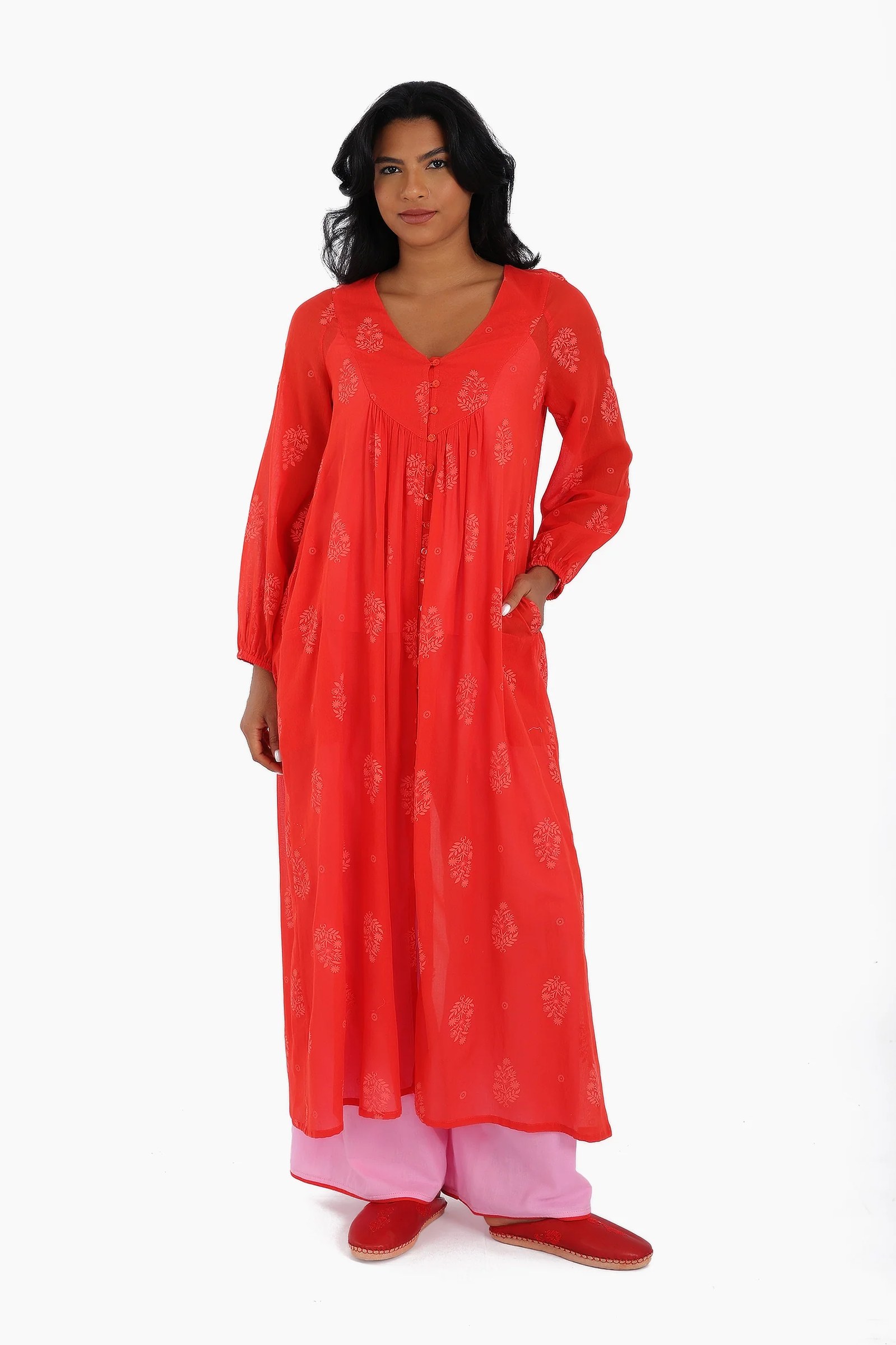 Long dress in printed cotton voile with pockets