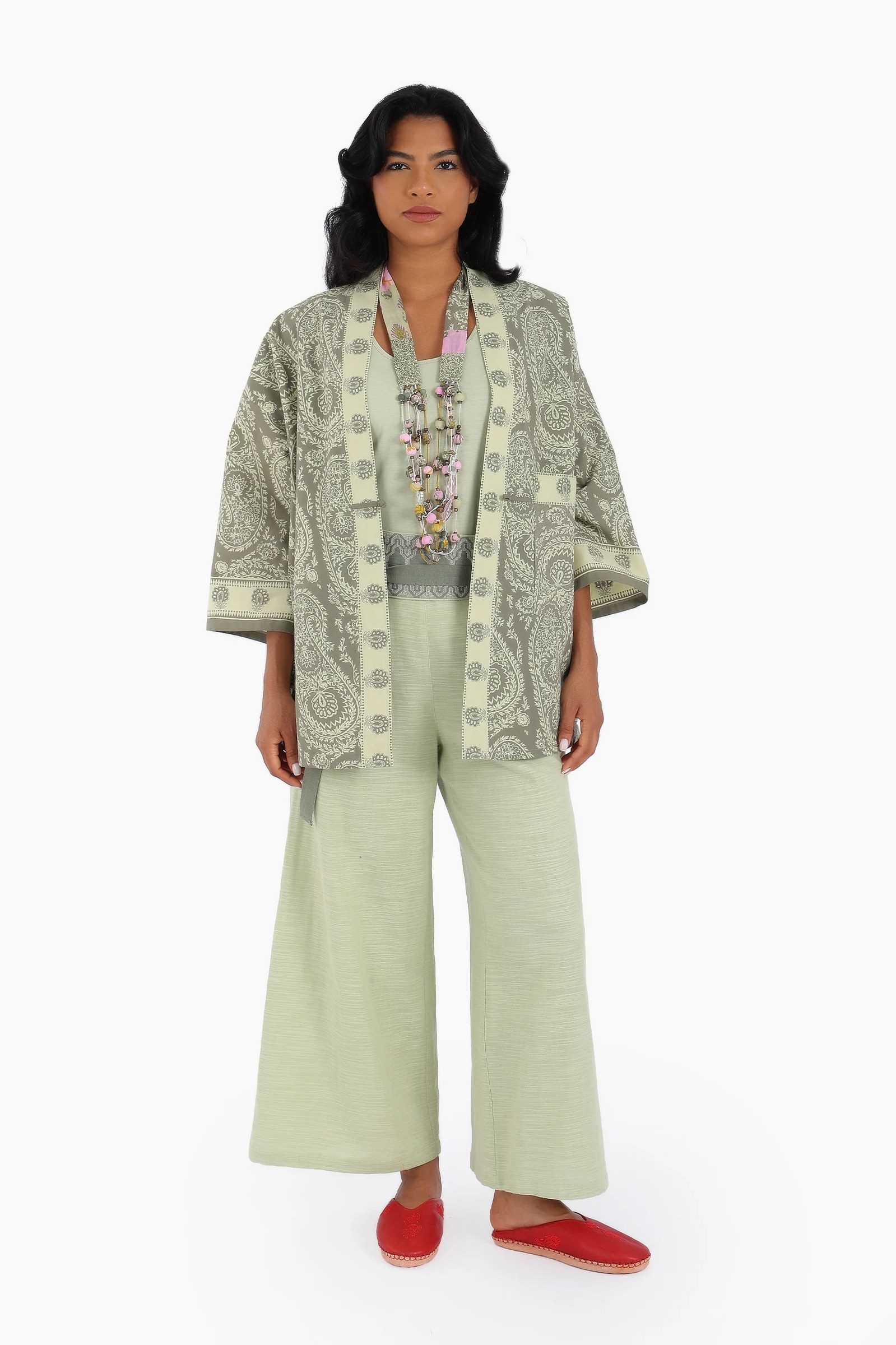 Loose fit jacket in printed cotton with side slits