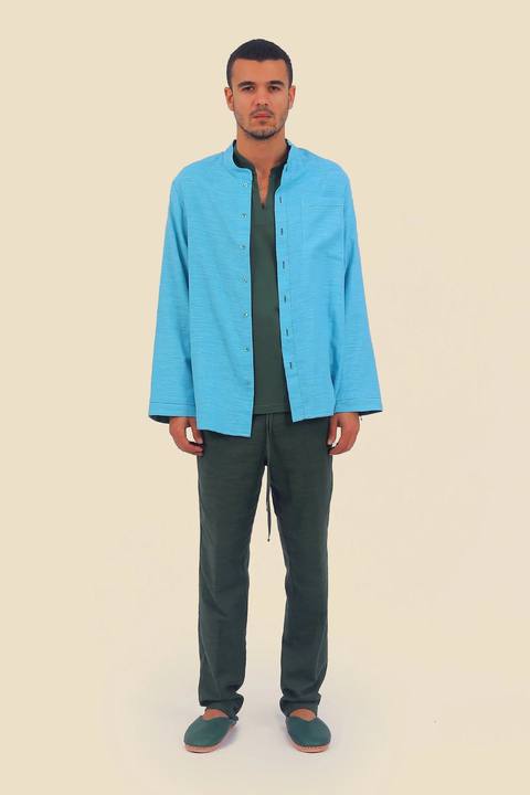 Shirt in cotton with contrast color stitching