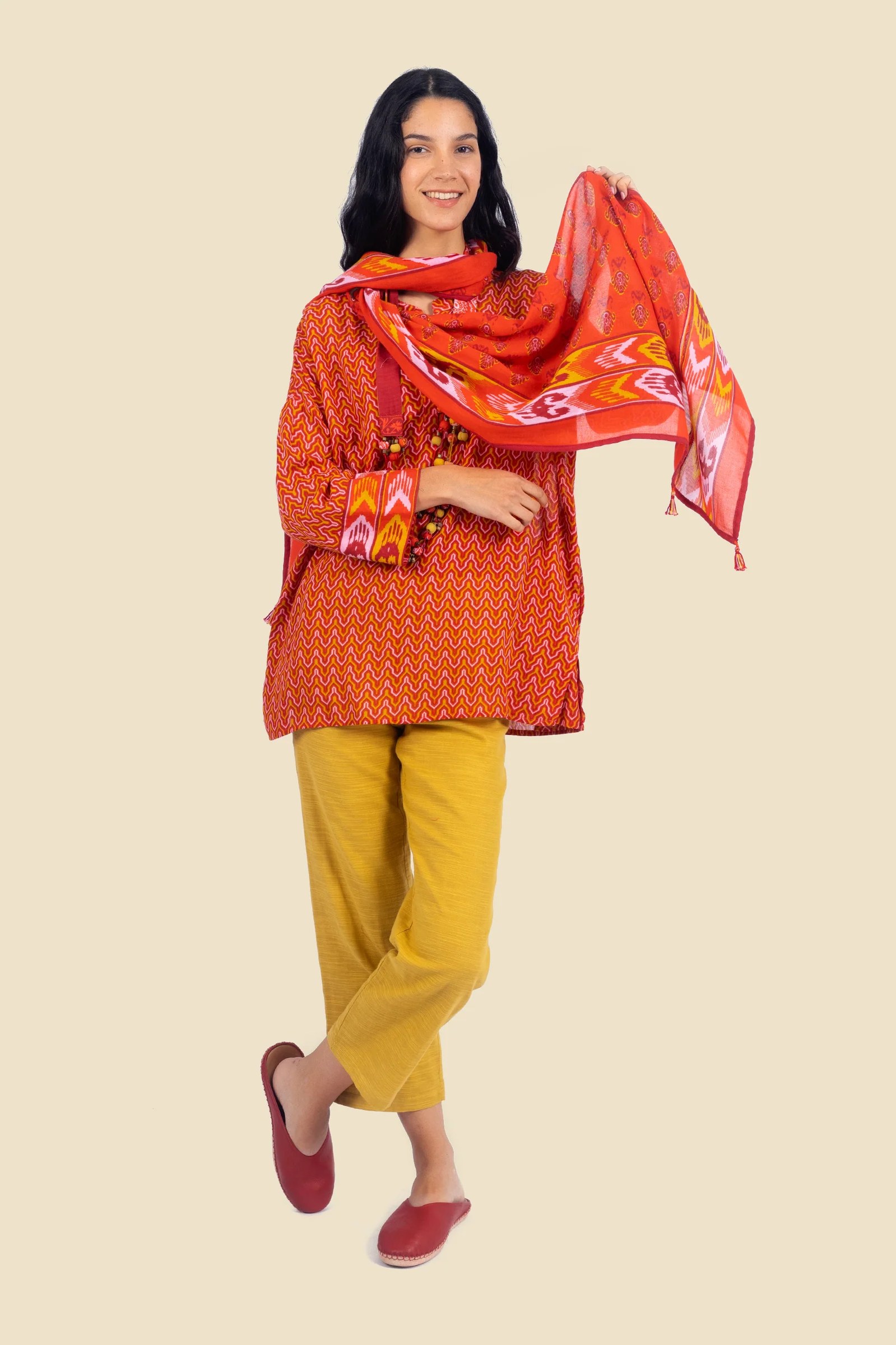 Over sized printed cotton top with 3/4 length sleeves