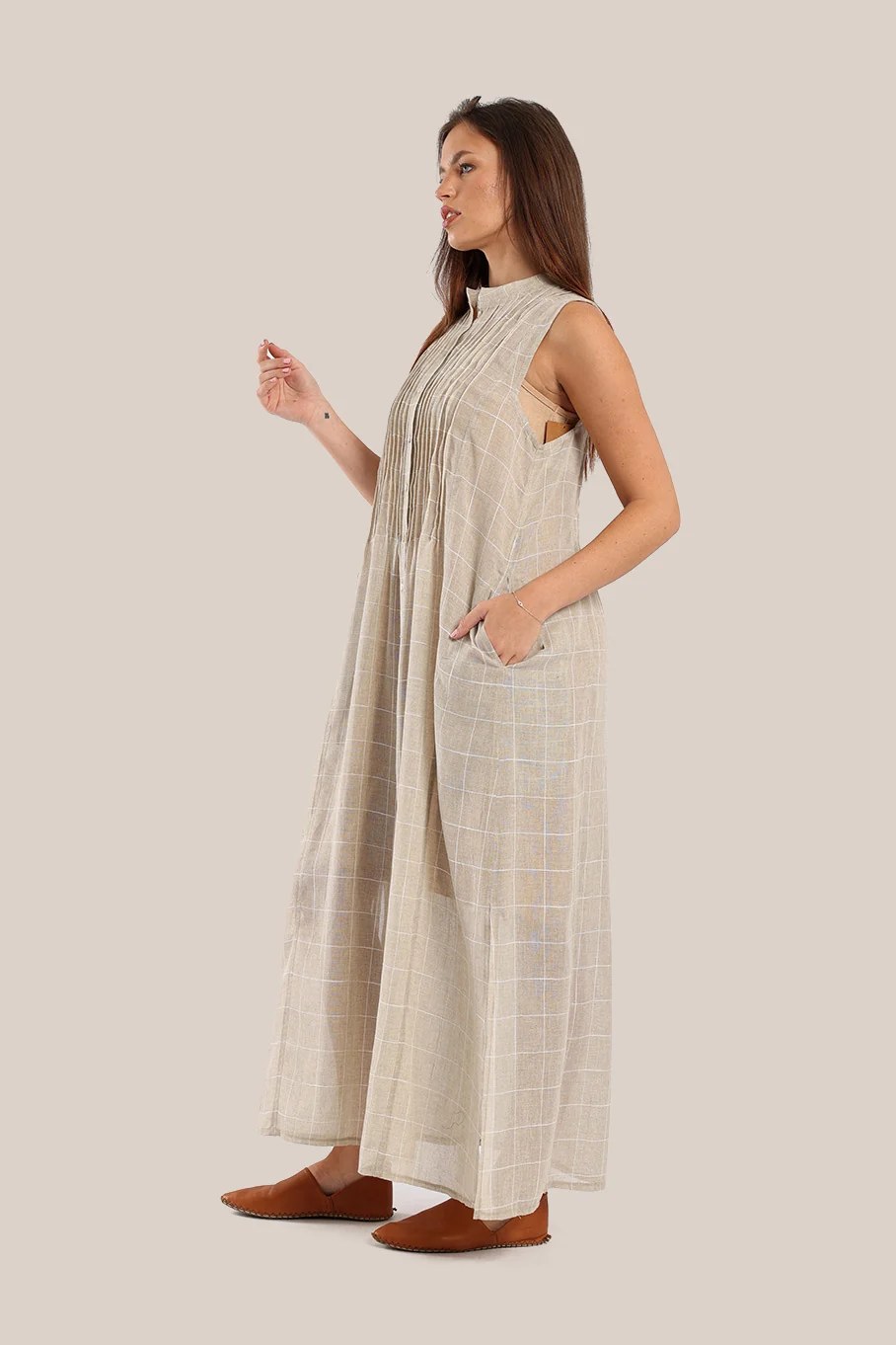 Long shirt dress with round collar