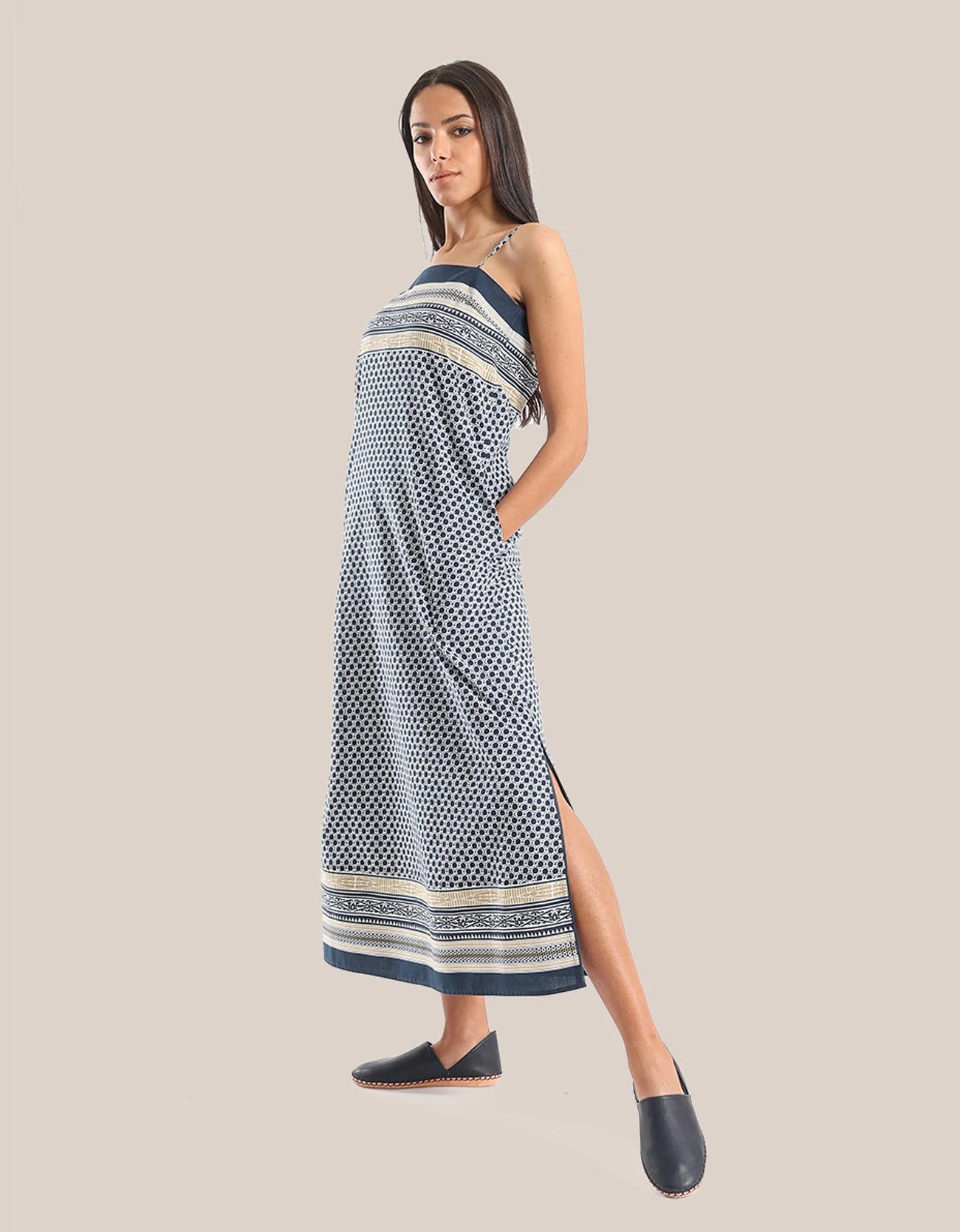 Long dress with thin adjustable straps
