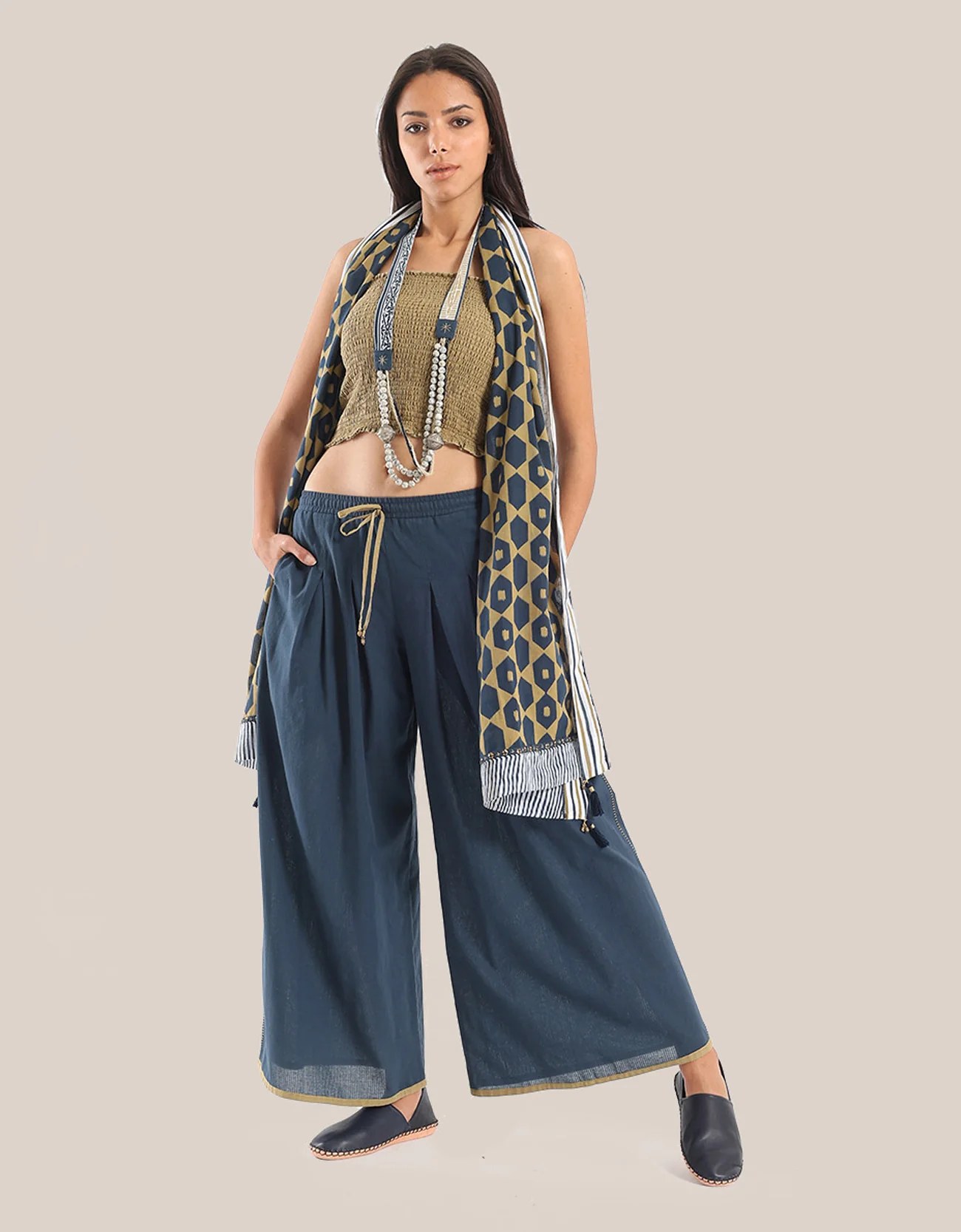 Wide leg pants with pleats on the front and back
