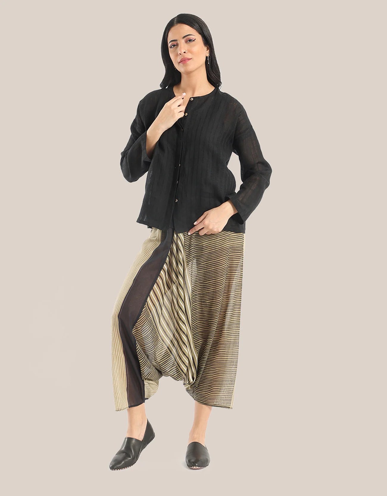 Harem pants with elastic waistband