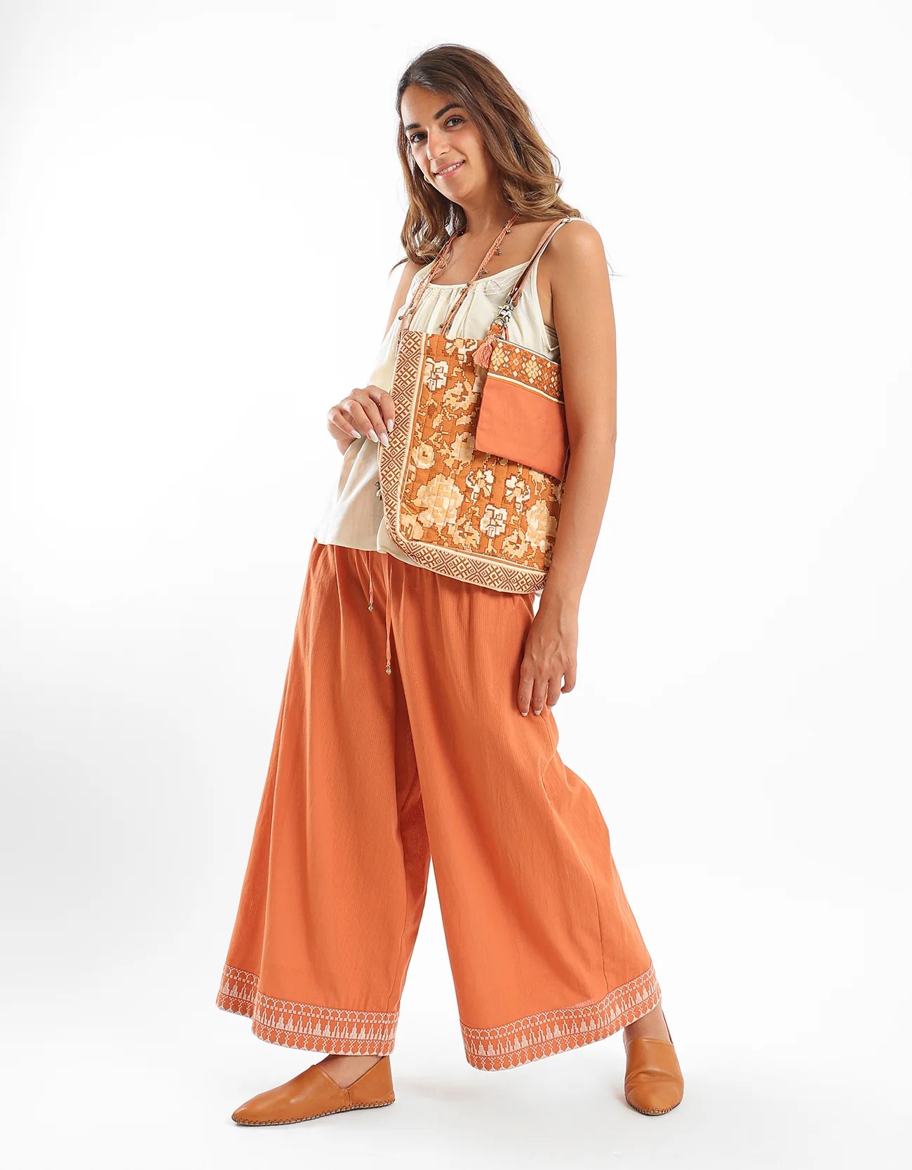 Tank top with adjustable straps