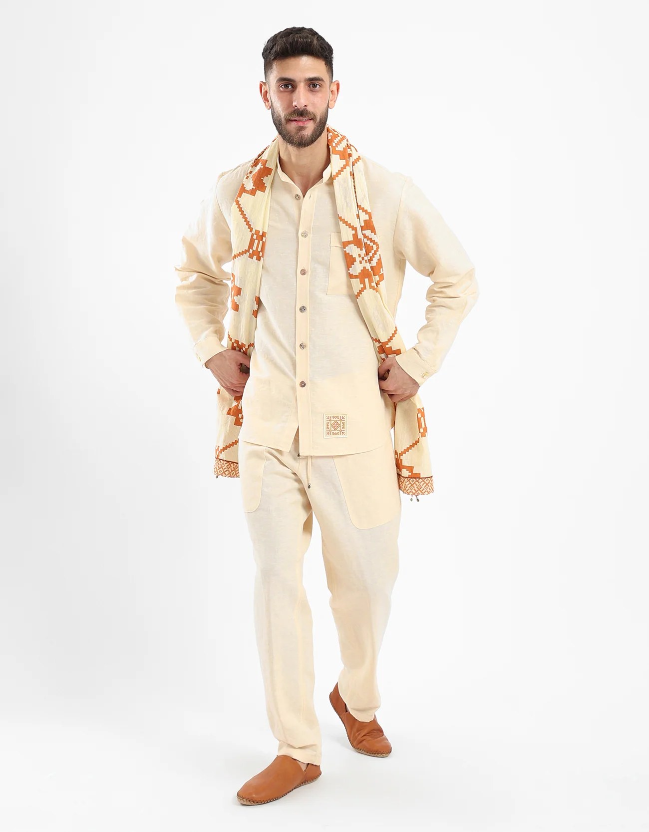 Linen shirt with front pocket
