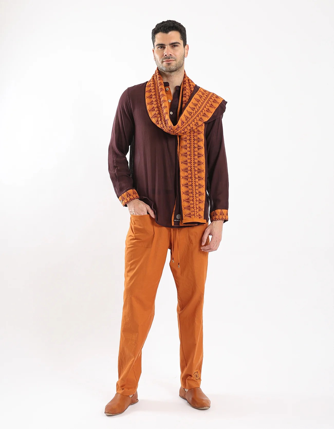 Cotton shirt with embroidery on cuffs and pocket