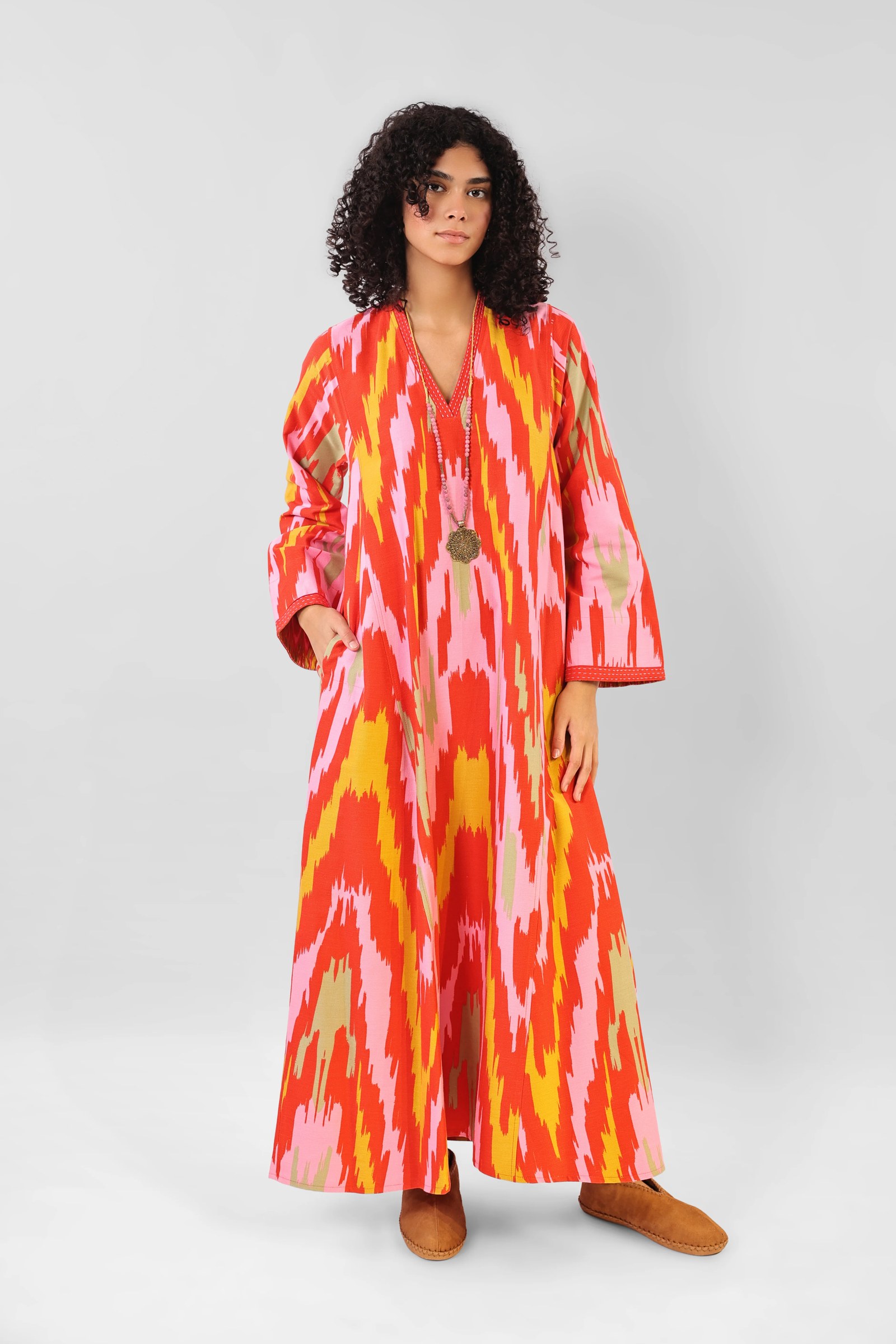 Long cotton gabardine kaftan dress with pockets
