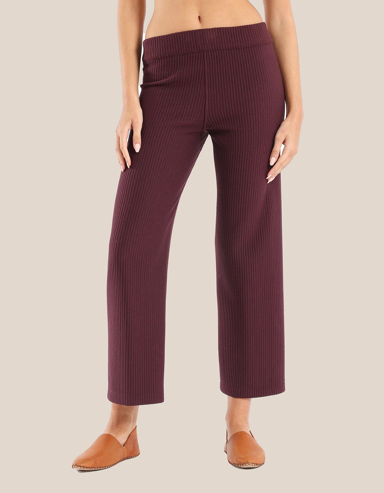 Reversible quilted pants with straight legs