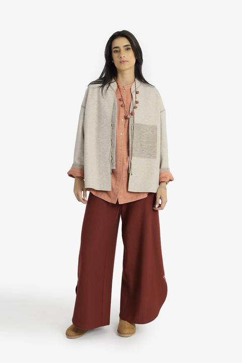 Reversible short jacket with front pocket
