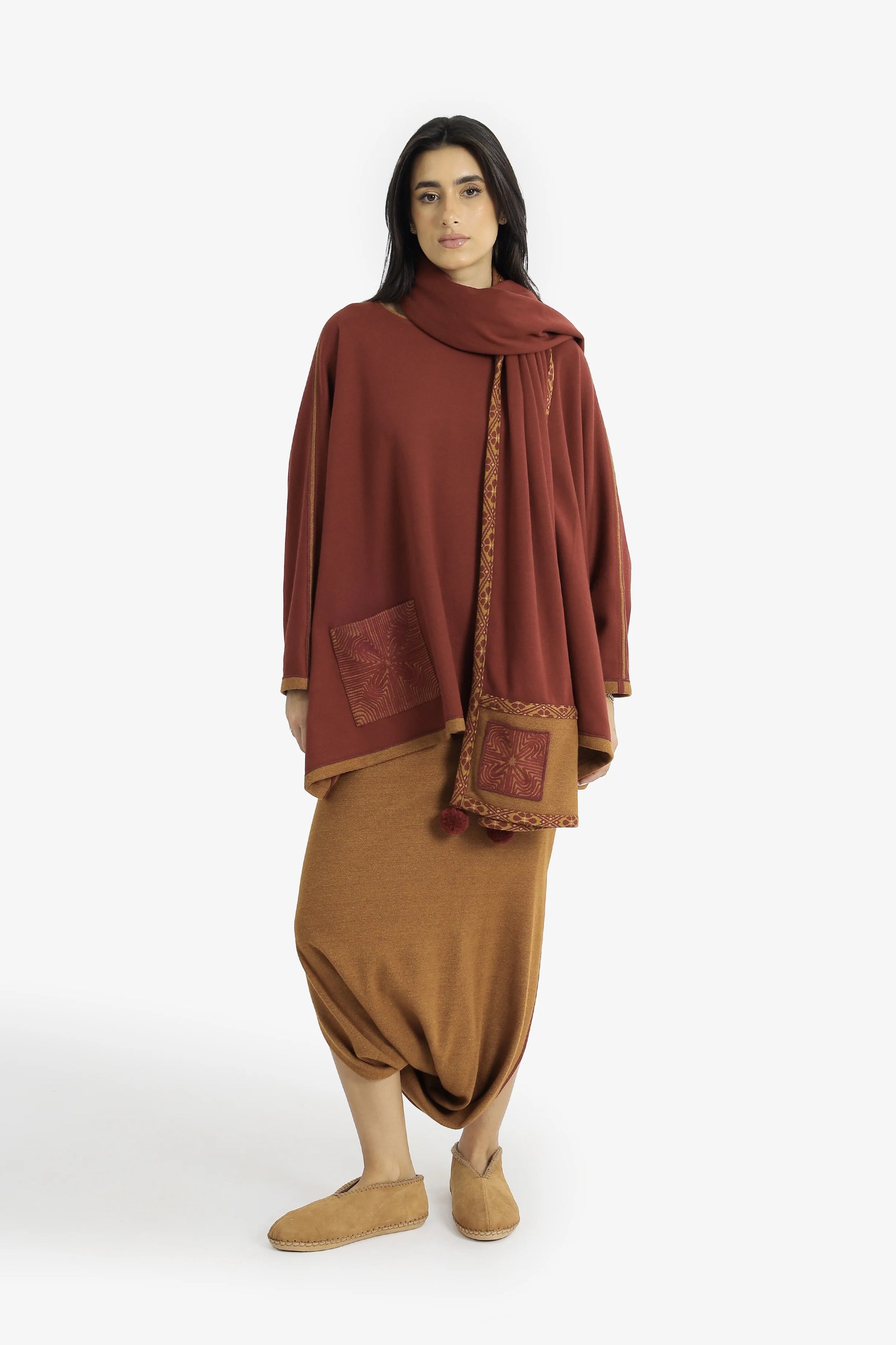 Reversible oversized jacquard top with embroidery