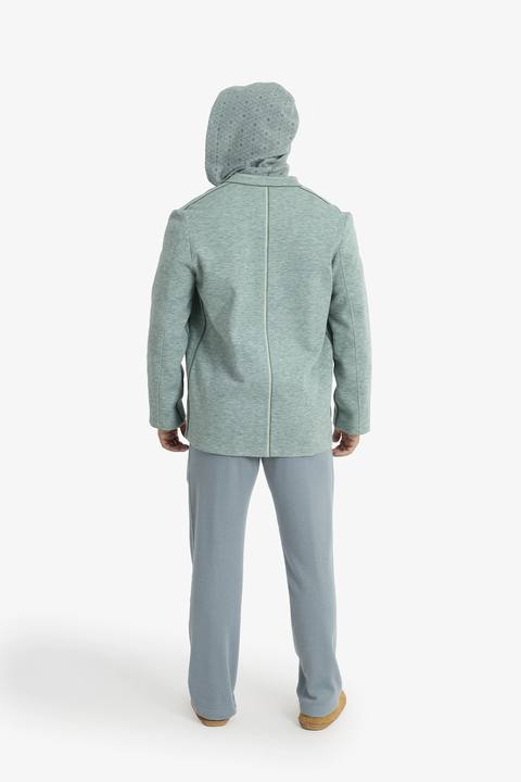 Short jacket with patch pockets