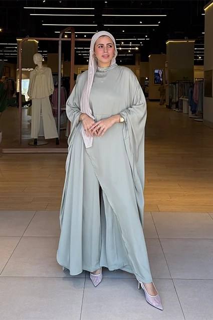 Flowing Wide-Leg Pants