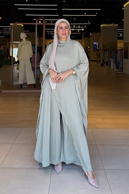 Flowing Wide-Leg Pants