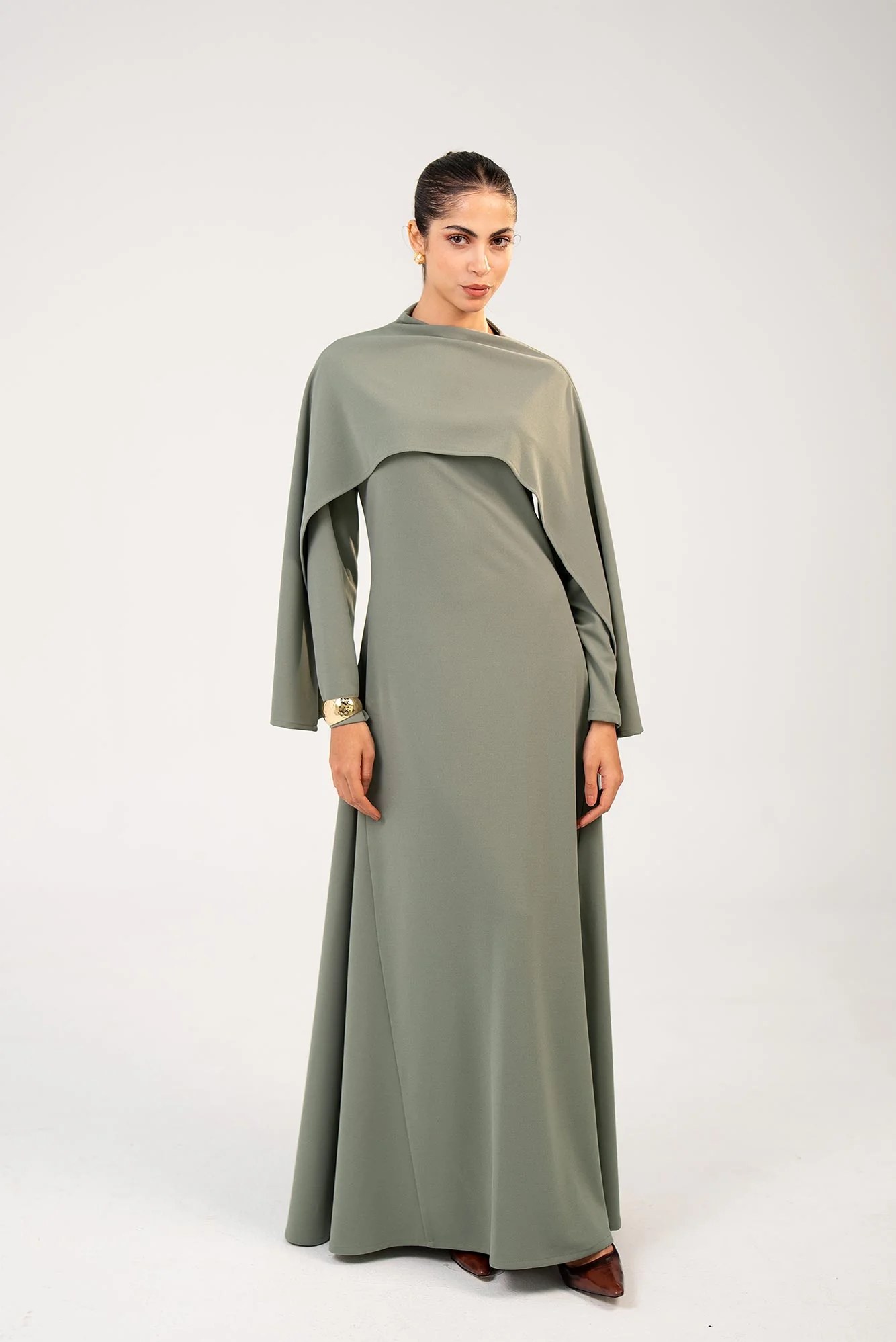 Shoulder cape dress