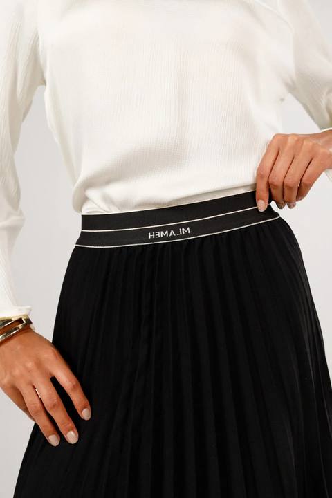 Plissé skirt