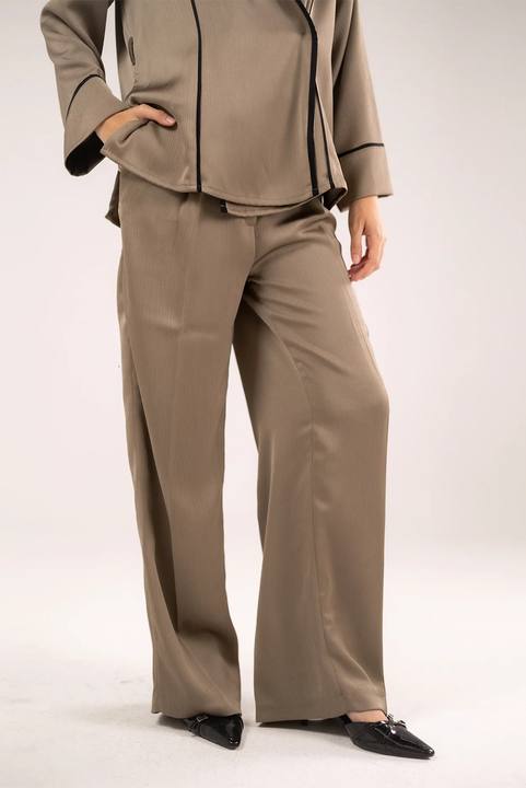 The Wide-Leg Trousers