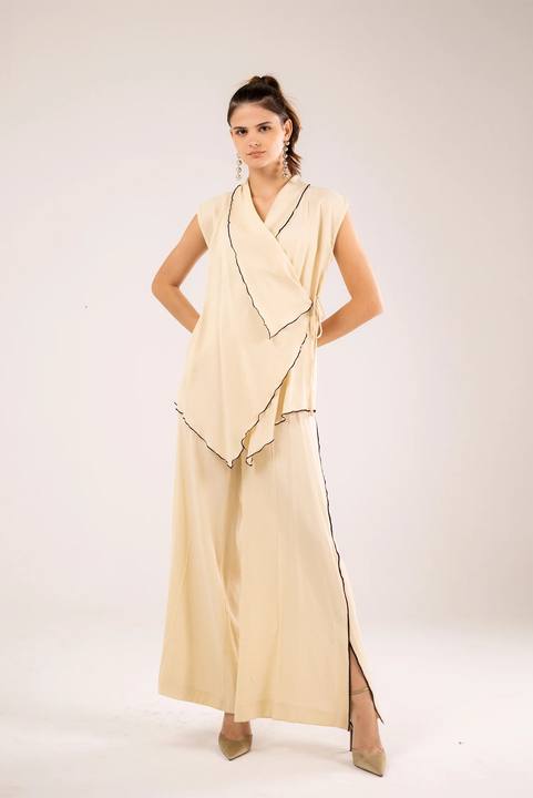 Linear Wide-Leg Trousers