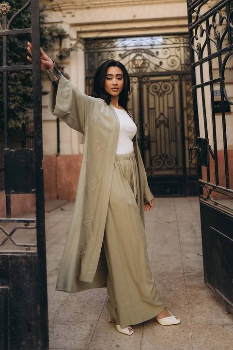 Wide leg pants
