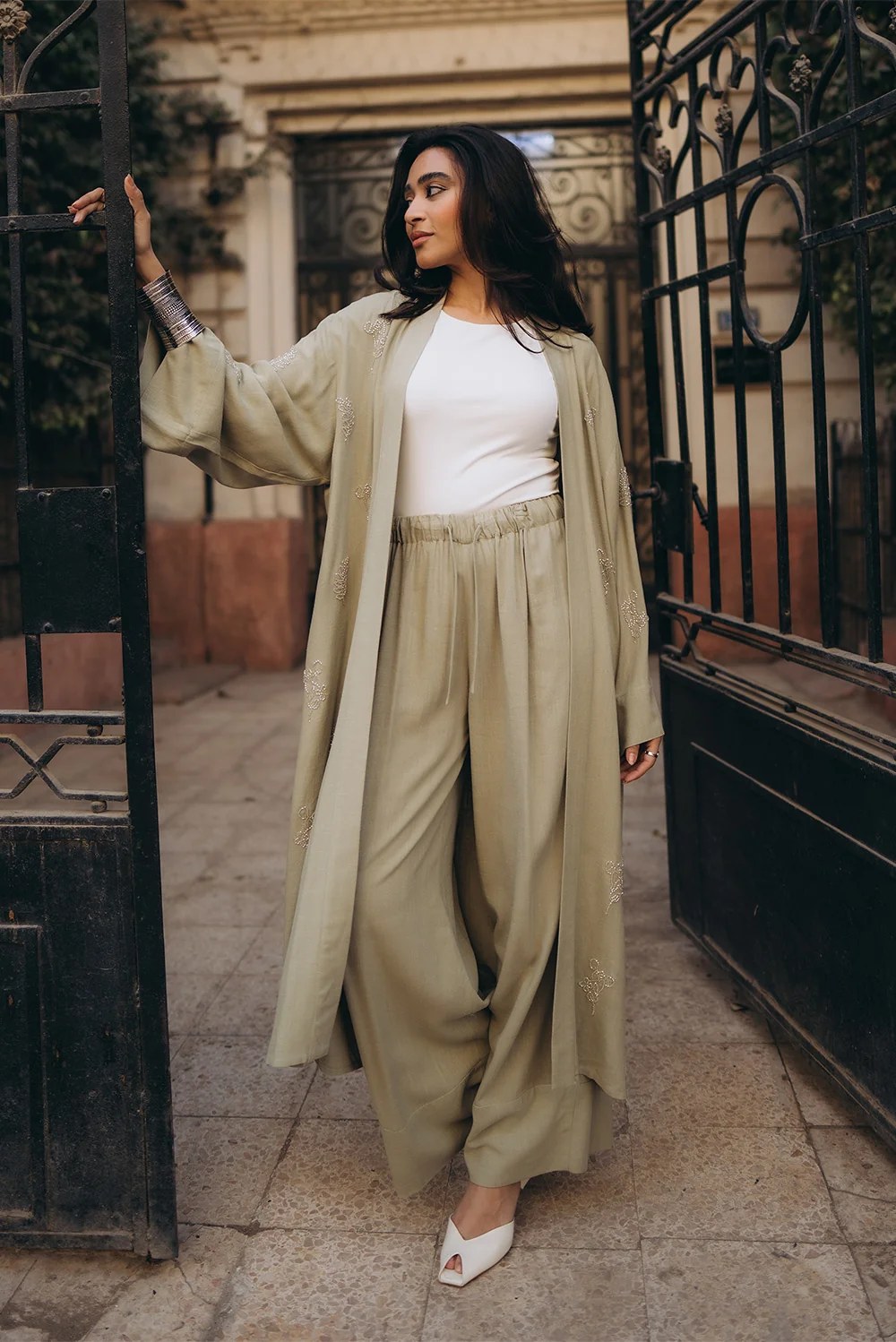 Wide leg pants